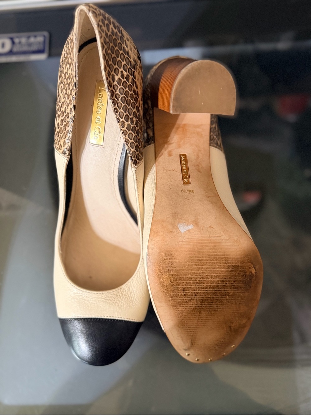 Louise et Cie Size 9 Leather Snake Print Cap Toe Block Heel Pumps - Picture 5 of 6